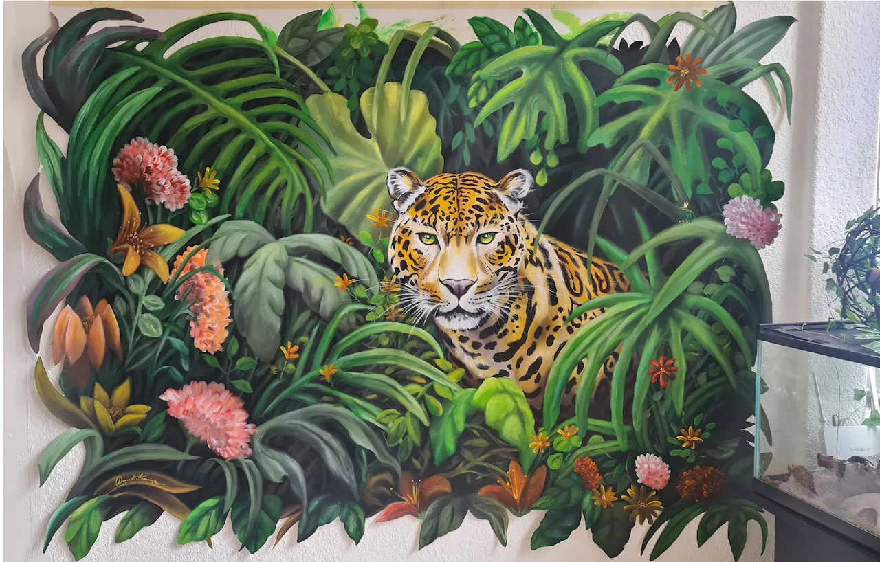 Sun Jaguar, mural by DiArsanima
